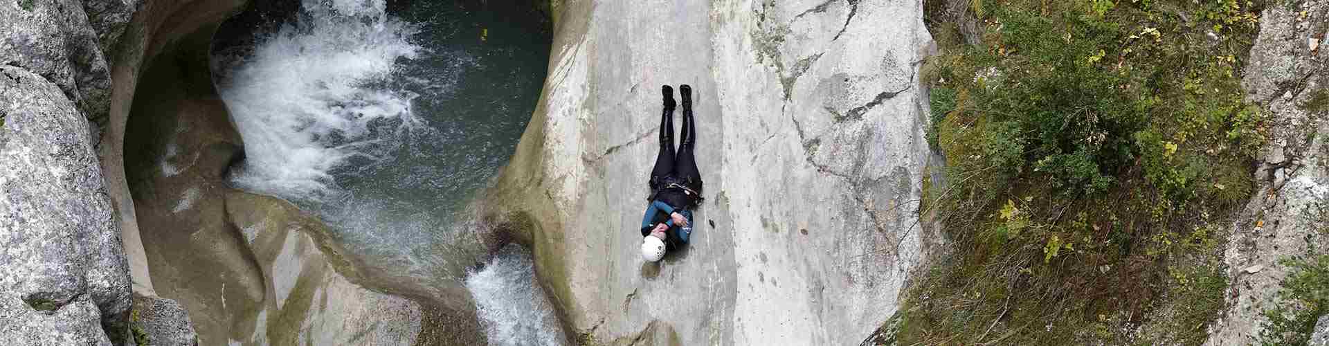 Descenso de barrancos en Cabeza de Campo