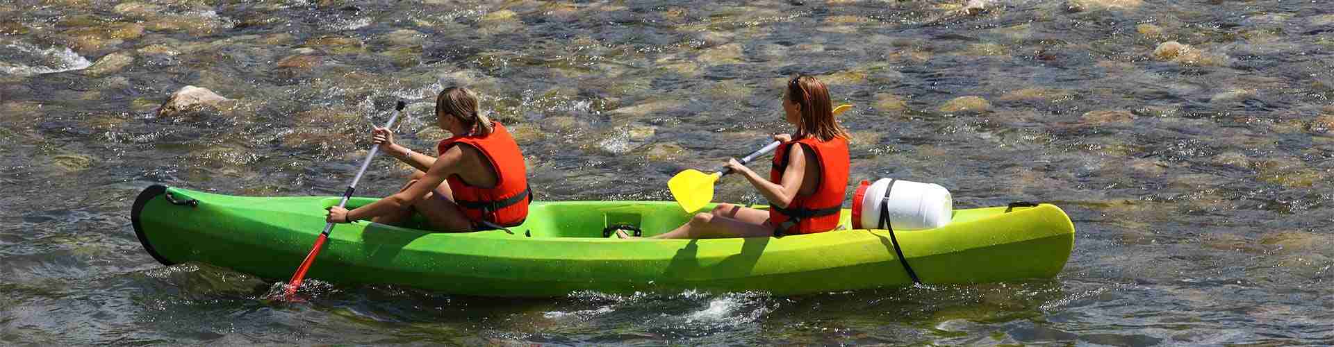 Kayaks en Selva Brava