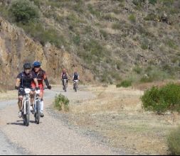 RUTAS EN BICI  LA VIA VERDE DE LA JARA