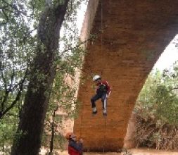 rappel en puente Capurnos