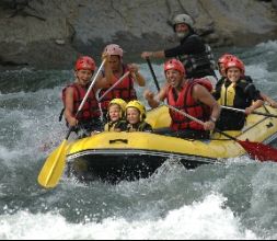 Rafting tramo familiar río Esera