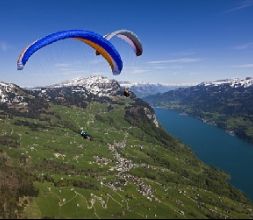 Vuelo simultáneo Parapente Bandada