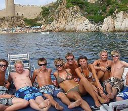 Despedida soltro y soltera Tossa de Mar, Rent a boat