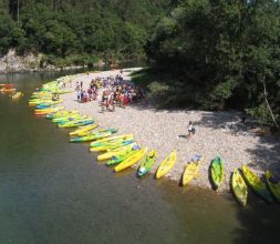 Canoas por el río Deva