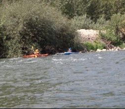 Desciende el rio Ebro, varios niveles