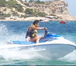 Motos de agua en Ibiza