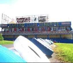 Edificio del Karting Club desde la pista