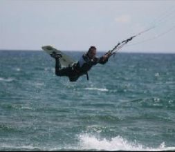 Cursos de kitesurf en Girona