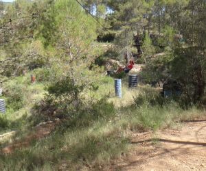 Empresa Multiaventura en el bosque